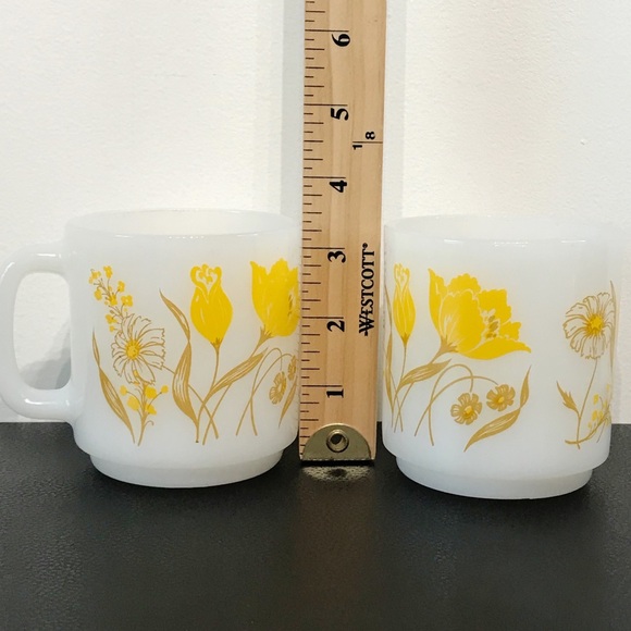Vintage Glasbake Yellow Wild Flowers Set of 2 8oz Stackable Mugs - Picture 14 of 15